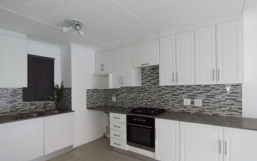 2 Bedroom Property for Sale in Marlands Gauteng