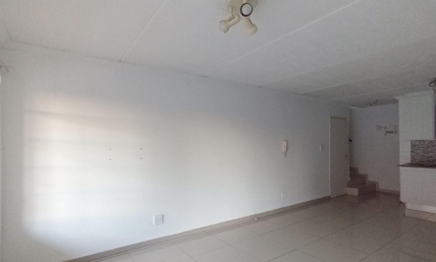 2 Bedroom Property for Sale in Marlands Gauteng