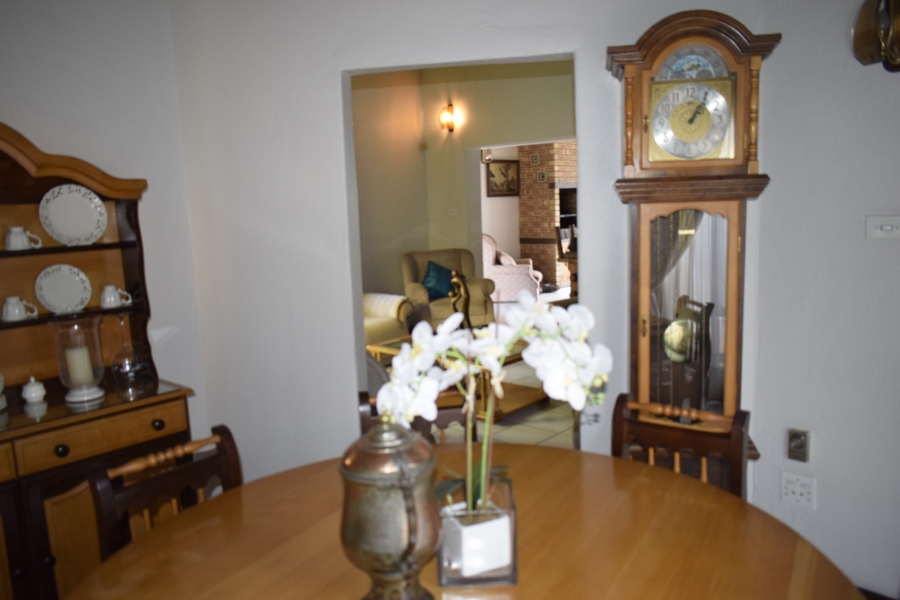 5 Bedroom Property for Sale in Sunward Park Gauteng