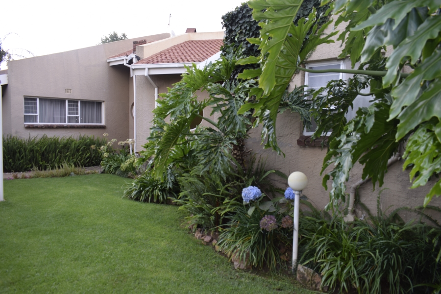 5 Bedroom Property for Sale in Sunward Park Gauteng