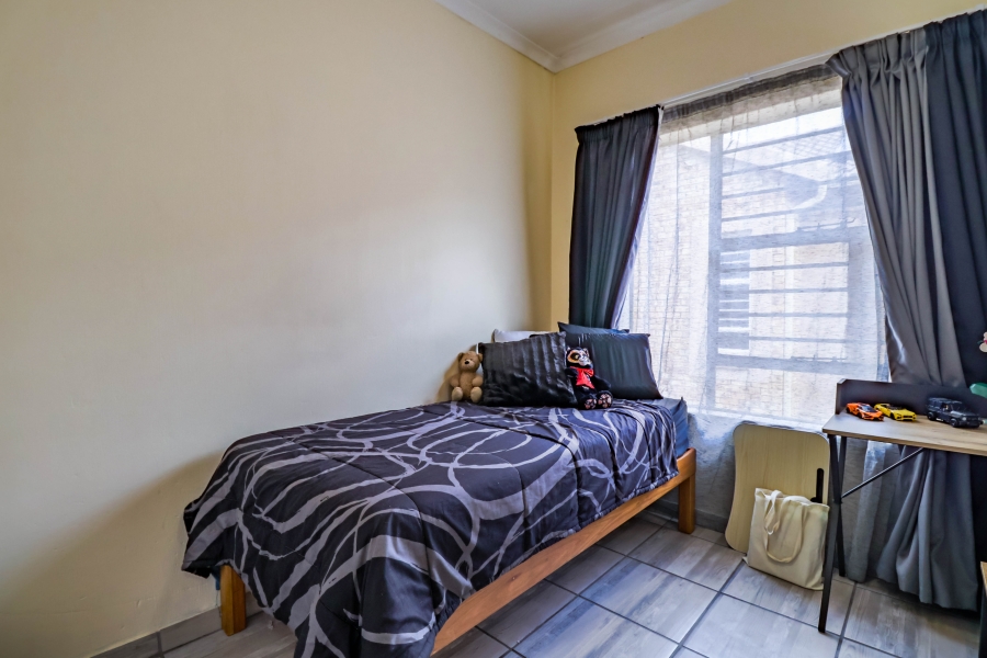 3 Bedroom Property for Sale in Heuwelsig Estate Gauteng