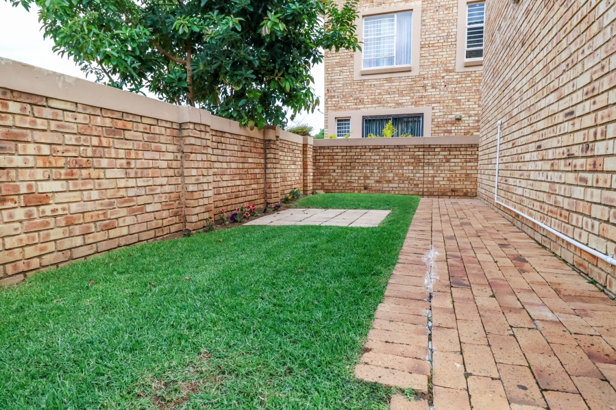 3 Bedroom Property for Sale in Heuwelsig Estate Gauteng