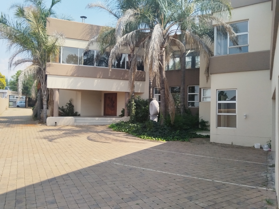5 Bedroom Property for Sale in Vanderbijlpark SW 5 Gauteng