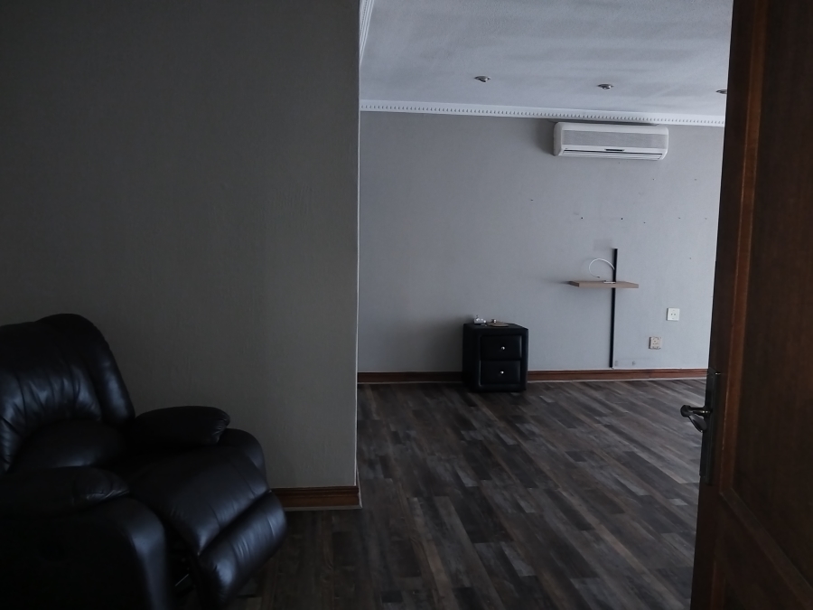 5 Bedroom Property for Sale in Vanderbijlpark SW 5 Gauteng