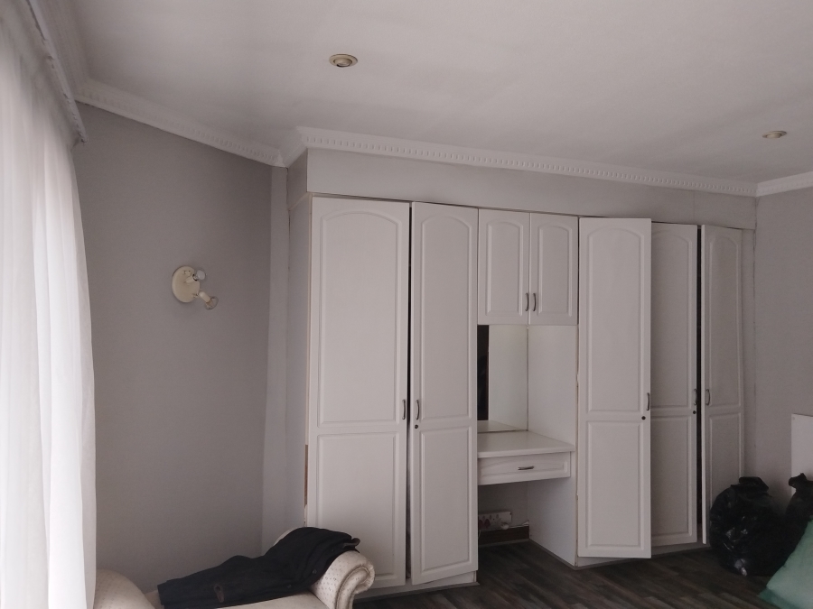 5 Bedroom Property for Sale in Vanderbijlpark SW 5 Gauteng