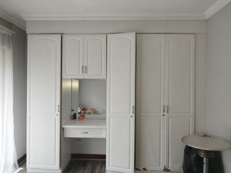 5 Bedroom Property for Sale in Vanderbijlpark SW 5 Gauteng