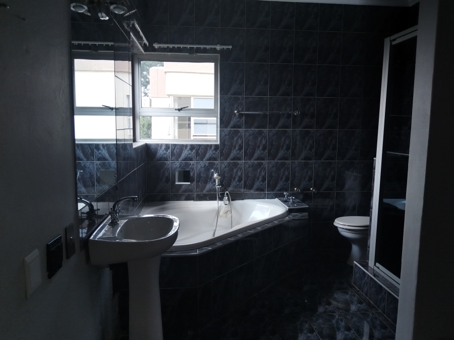 5 Bedroom Property for Sale in Vanderbijlpark SW 5 Gauteng