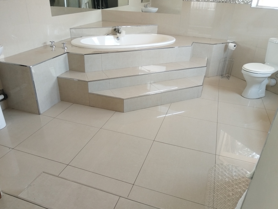 5 Bedroom Property for Sale in Vanderbijlpark SW 5 Gauteng