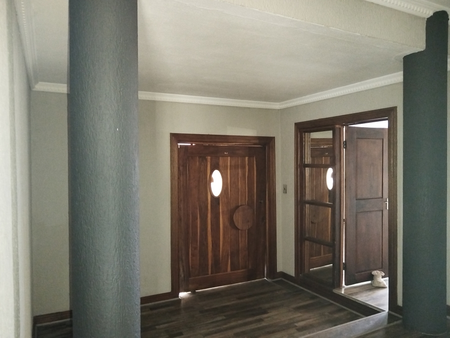 5 Bedroom Property for Sale in Vanderbijlpark SW 5 Gauteng