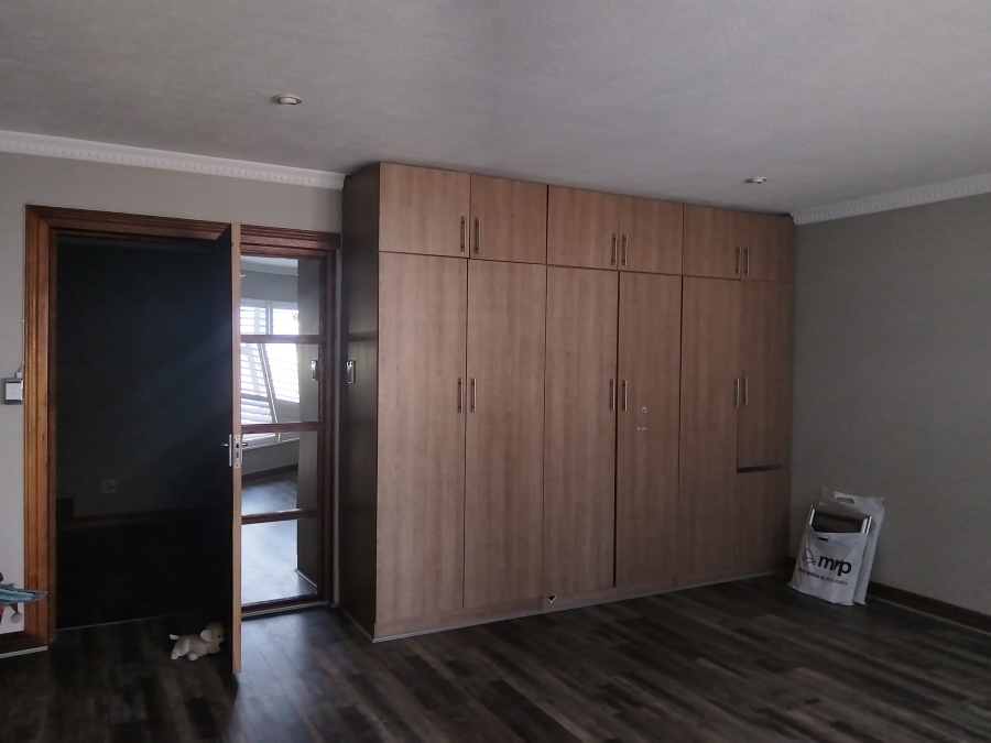 5 Bedroom Property for Sale in Vanderbijlpark SW 5 Gauteng