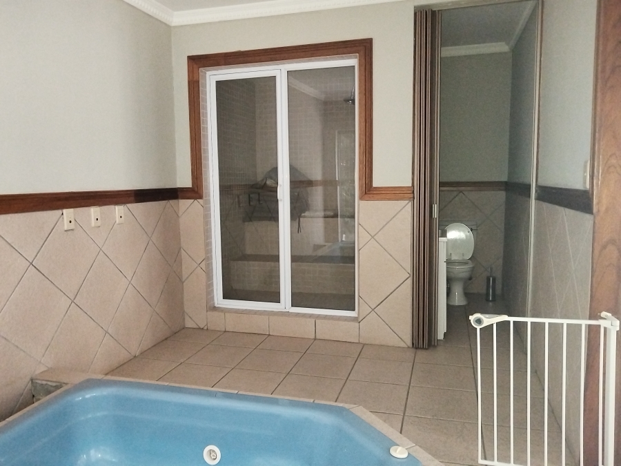 5 Bedroom Property for Sale in Vanderbijlpark SW 5 Gauteng