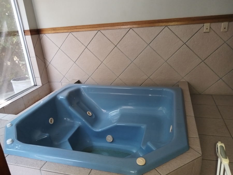 5 Bedroom Property for Sale in Vanderbijlpark SW 5 Gauteng