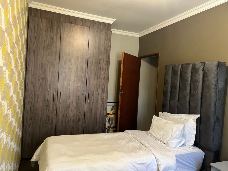 3 Bedroom Property for Sale in Noordwyk Gauteng