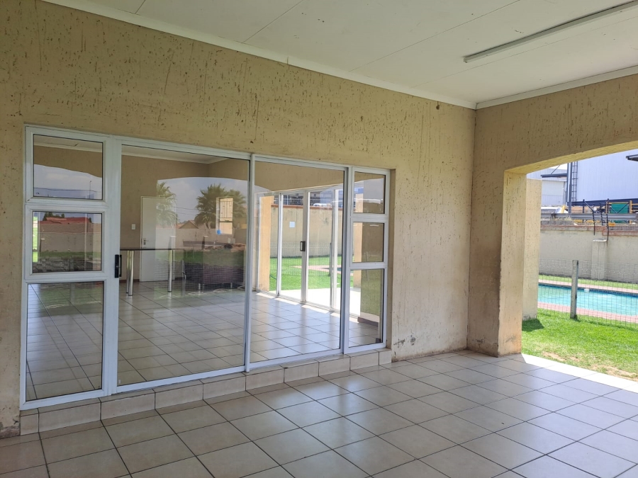 2 Bedroom Property for Sale in Aeroton Gauteng