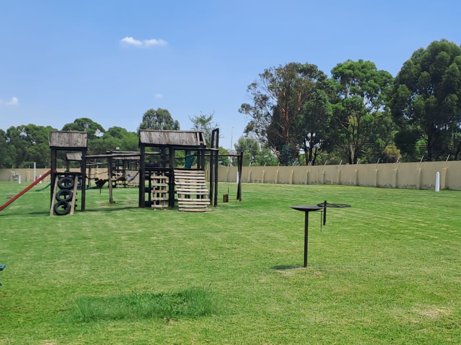 2 Bedroom Property for Sale in Aeroton Gauteng