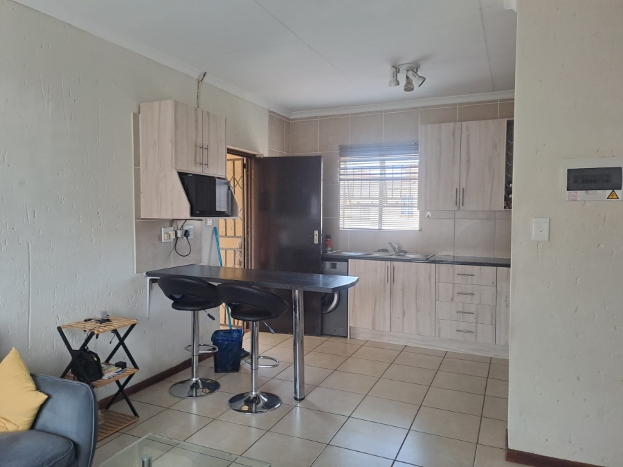 2 Bedroom Property for Sale in Aeroton Gauteng