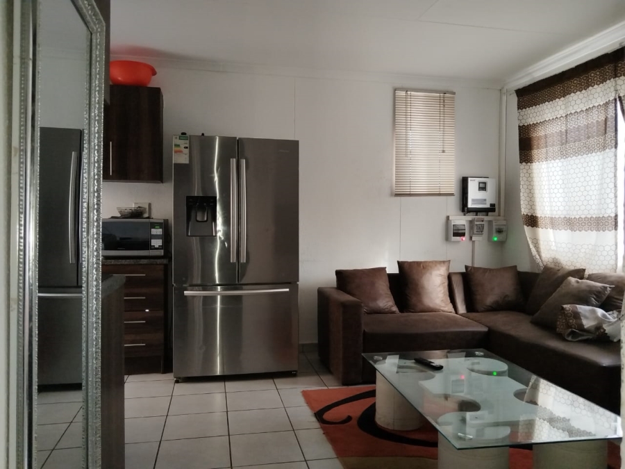 To Let 2 Bedroom Property for Rent in Savanna City Gauteng