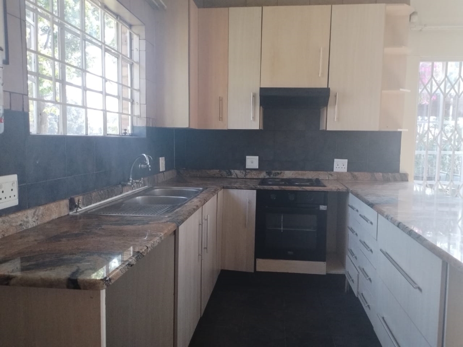 3 Bedroom Property for Sale in Glen Austin Gauteng