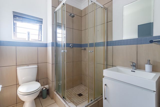 2 Bedroom Property for Sale in Barbeque Downs Gauteng