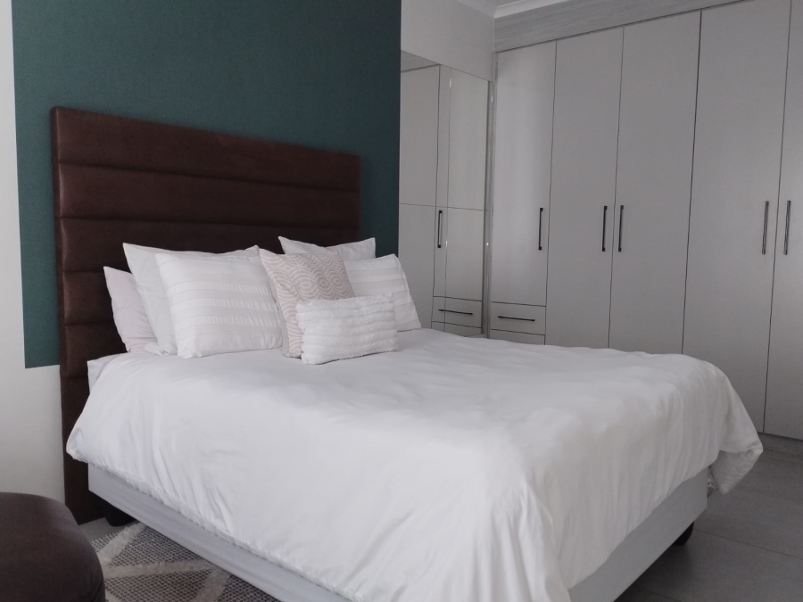 3 Bedroom Property for Sale in Erand Gardens Gauteng