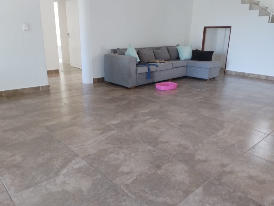 3 Bedroom Property for Sale in Blue Hills Gauteng