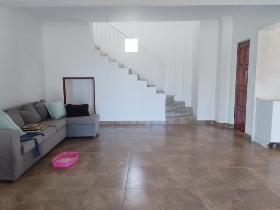 3 Bedroom Property for Sale in Blue Hills Gauteng