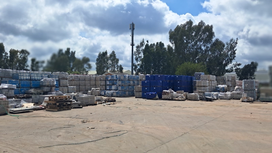 To Let commercial Property for Rent in Clayville East Gauteng