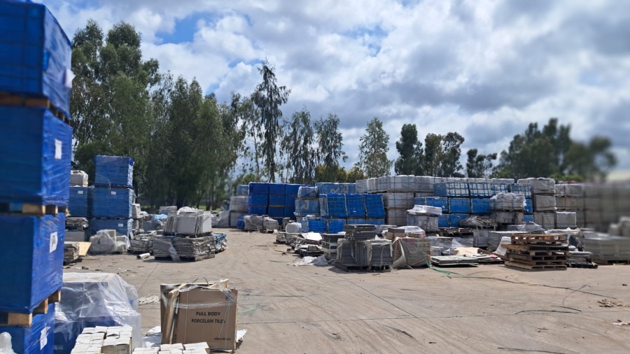 To Let commercial Property for Rent in Clayville East Gauteng