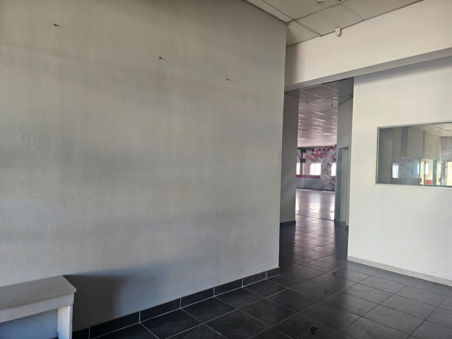 To Let commercial Property for Rent in Moreleta Park Gauteng