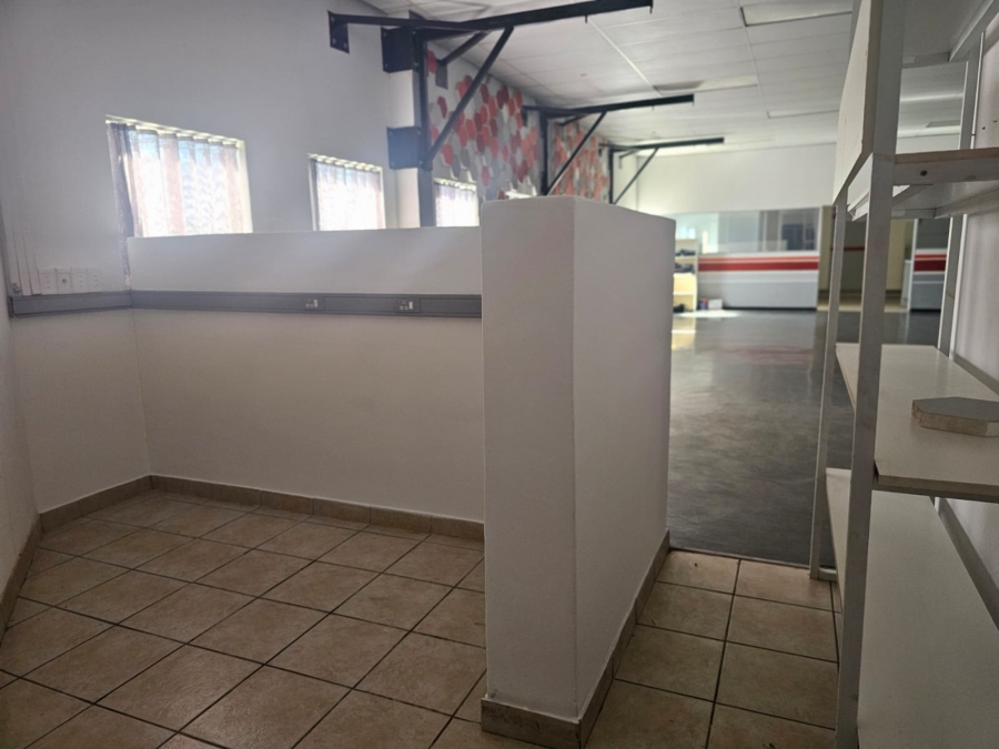 To Let commercial Property for Rent in Moreleta Park Gauteng