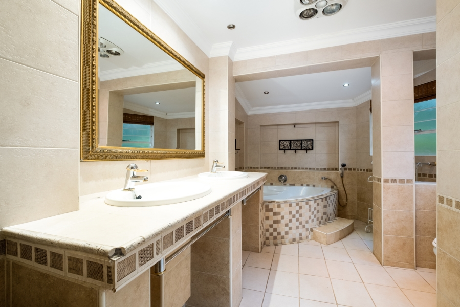 4 Bedroom Property for Sale in Northwold Gauteng