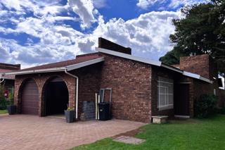 3 Bedroom Property for Sale in Larrendale Gauteng