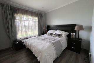 3 Bedroom Property for Sale in Larrendale Gauteng