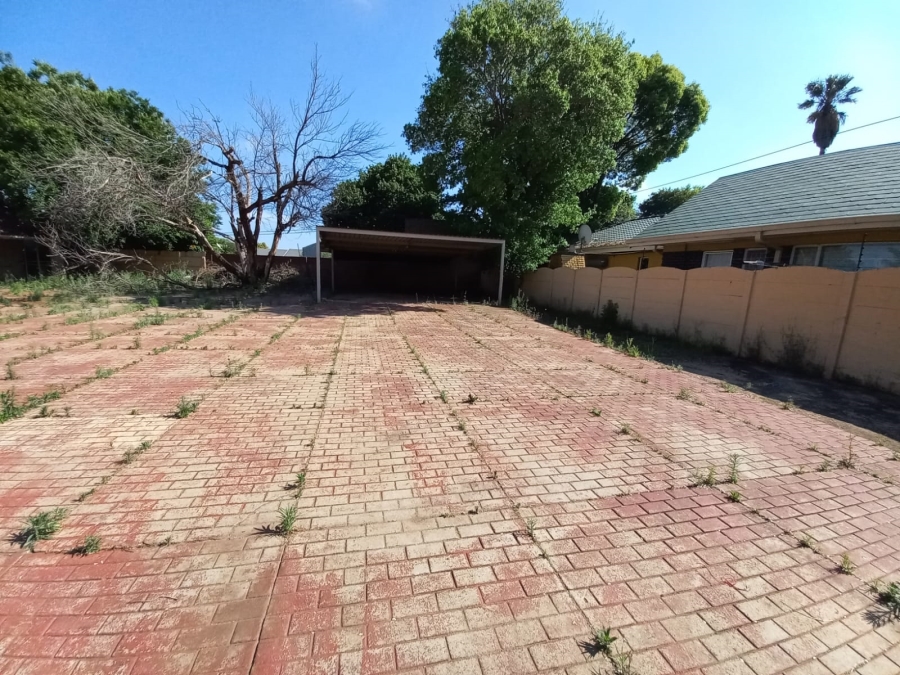 3 Bedroom Property for Sale in Dalpark Gauteng