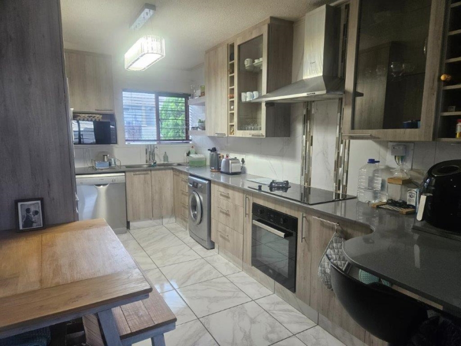 2 Bedroom Property for Sale in Marais Steyn Park Gauteng