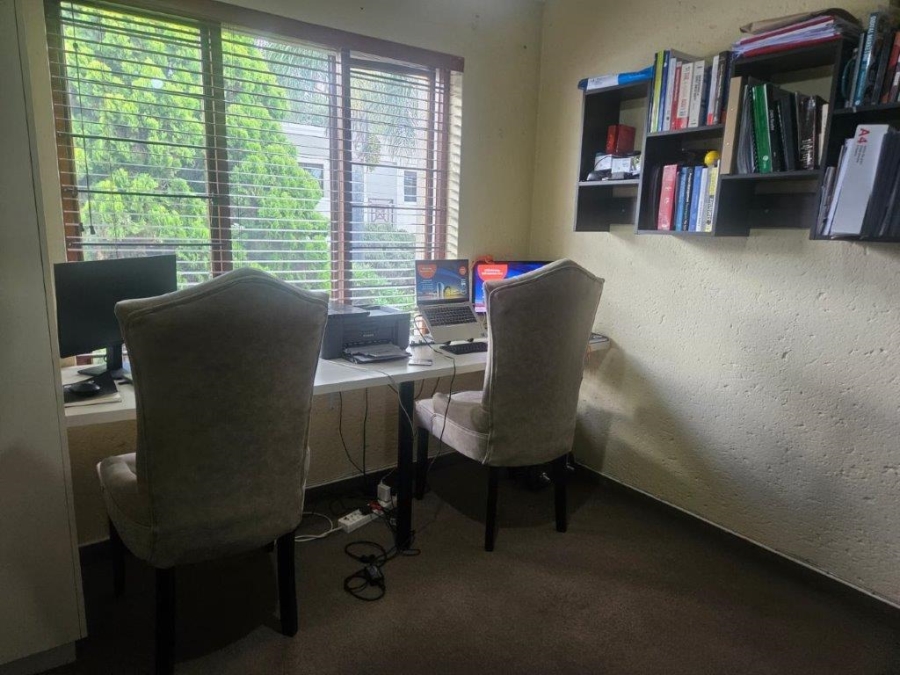 2 Bedroom Property for Sale in Marais Steyn Park Gauteng