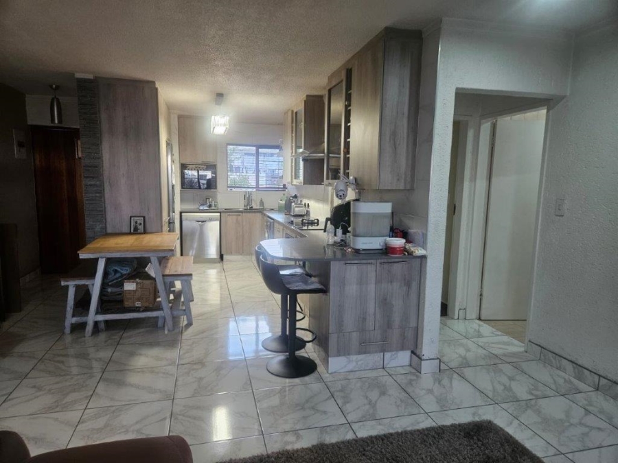 2 Bedroom Property for Sale in Marais Steyn Park Gauteng