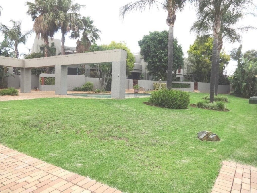 2 Bedroom Property for Sale in Marais Steyn Park Gauteng