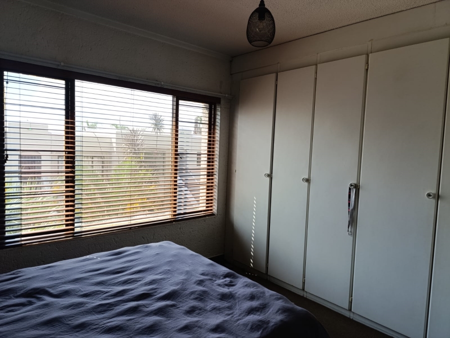 2 Bedroom Property for Sale in Marais Steyn Park Gauteng