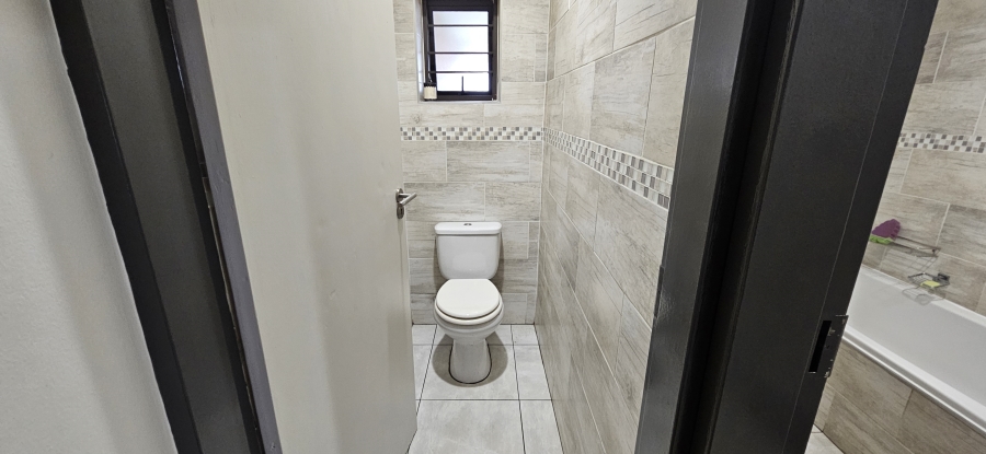 3 Bedroom Property for Sale in South Crest Gauteng