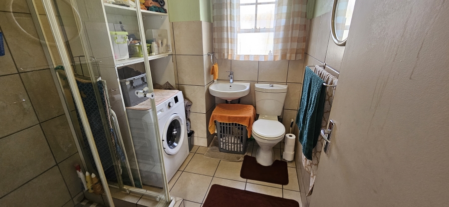 2 Bedroom Property for Sale in Meyersdal Gauteng