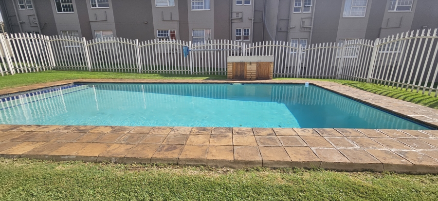 2 Bedroom Property for Sale in Meyersdal Gauteng