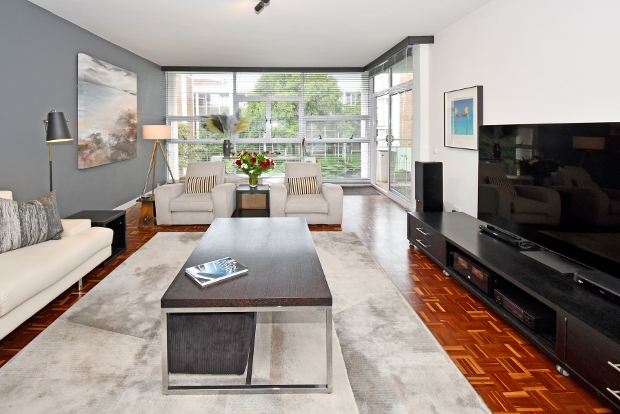 2 Bedroom Property for Sale in Dunkeld Gauteng