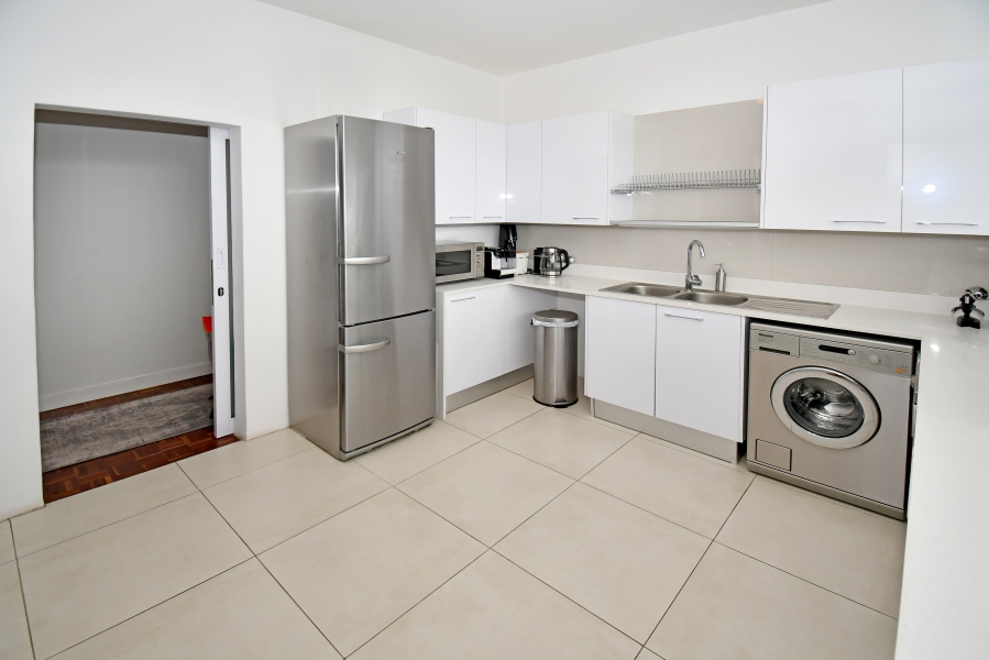 2 Bedroom Property for Sale in Dunkeld Gauteng