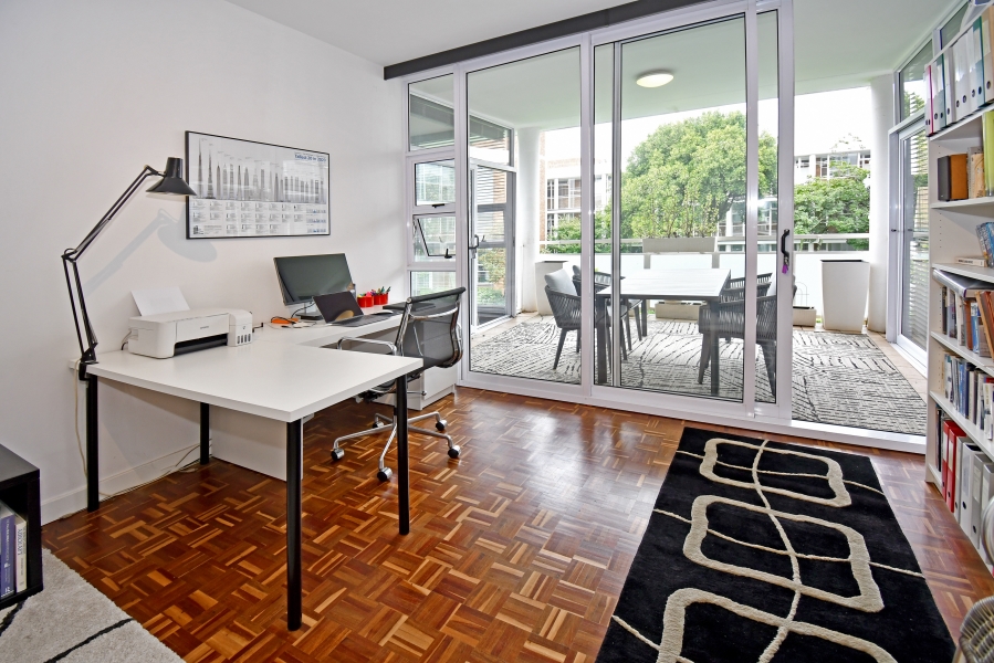 2 Bedroom Property for Sale in Dunkeld Gauteng