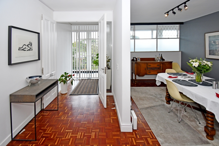 2 Bedroom Property for Sale in Dunkeld Gauteng