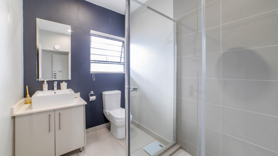 2 Bedroom Property for Sale in Broadacres Gauteng