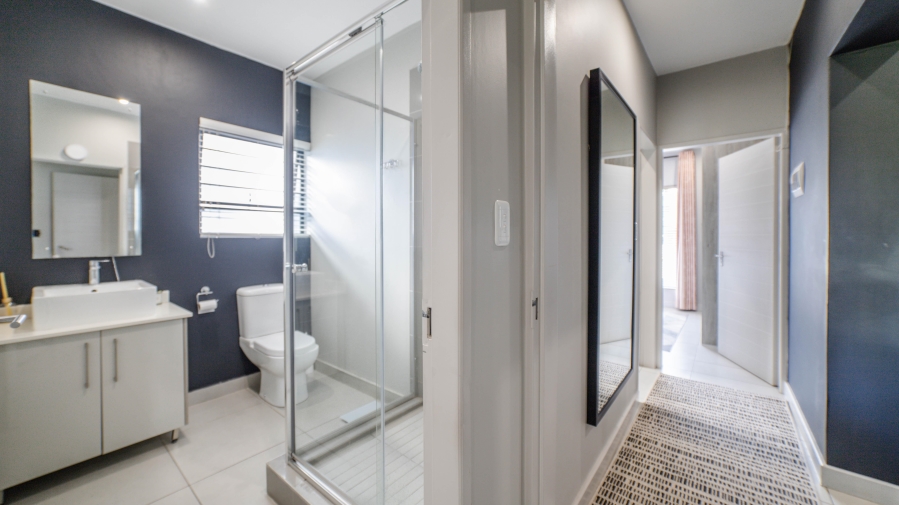 2 Bedroom Property for Sale in Broadacres Gauteng