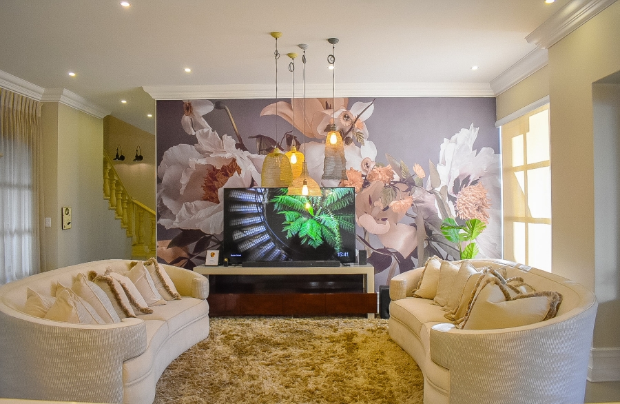 4 Bedroom Property for Sale in Waterfall Country Estate Gauteng