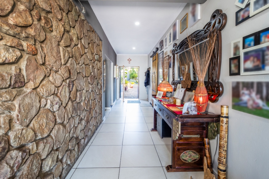 4 Bedroom Property for Sale in Sunnyridge Gauteng